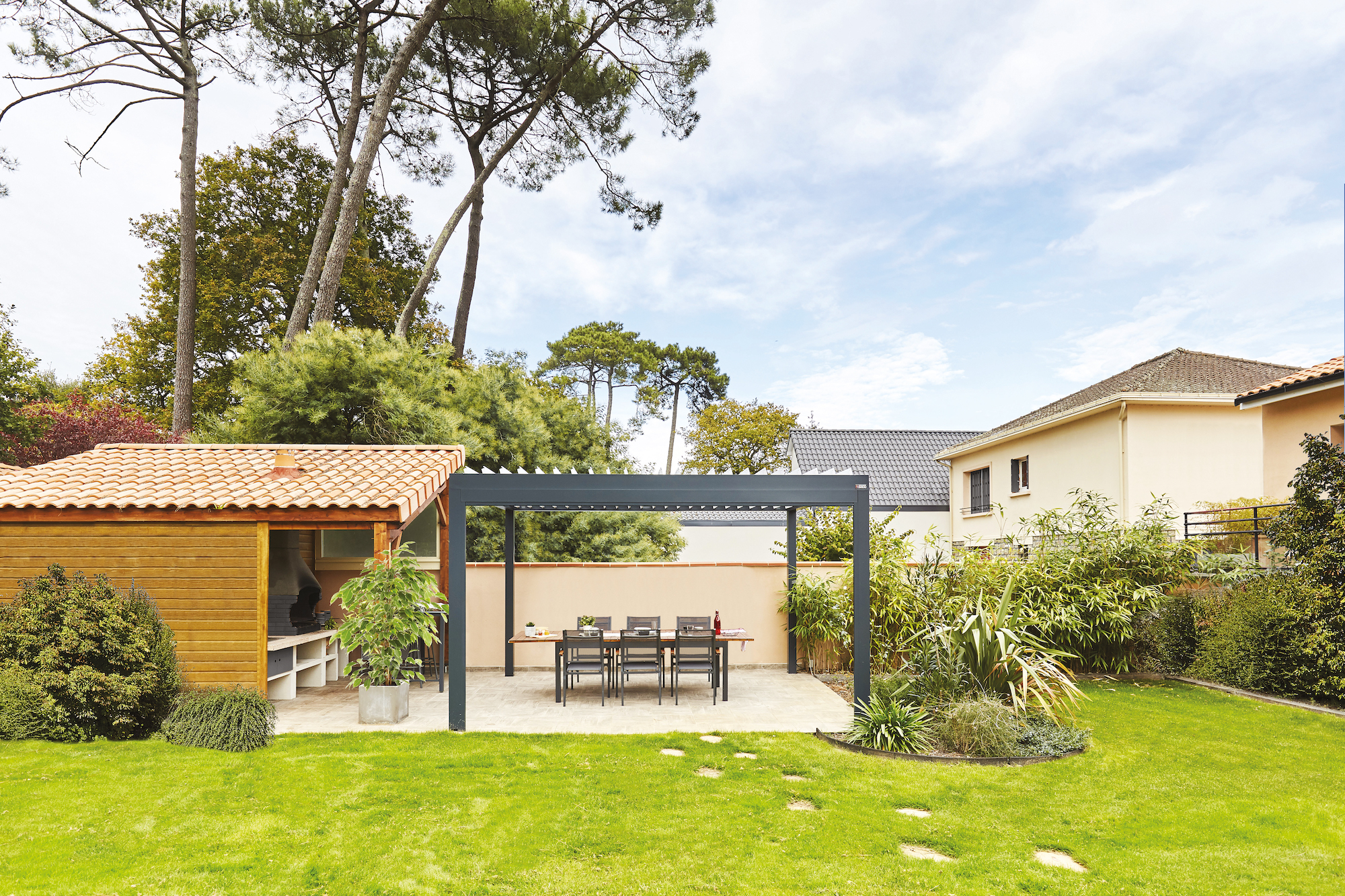 Installer une pergola végétale