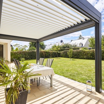 Pergola sur-mesure bioclimatique