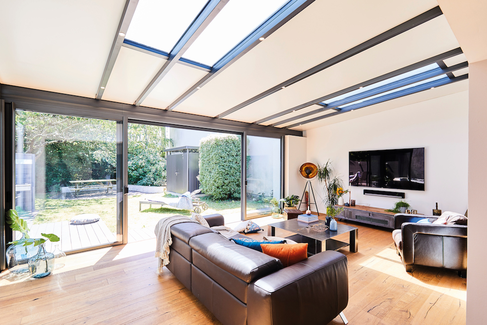 Comment bien gérer la luminosité de votre véranda ?