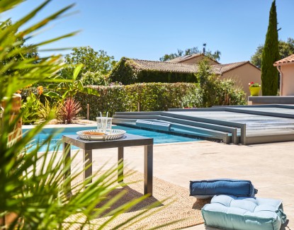 Transformez votre abri piscine en véritable élément de déco