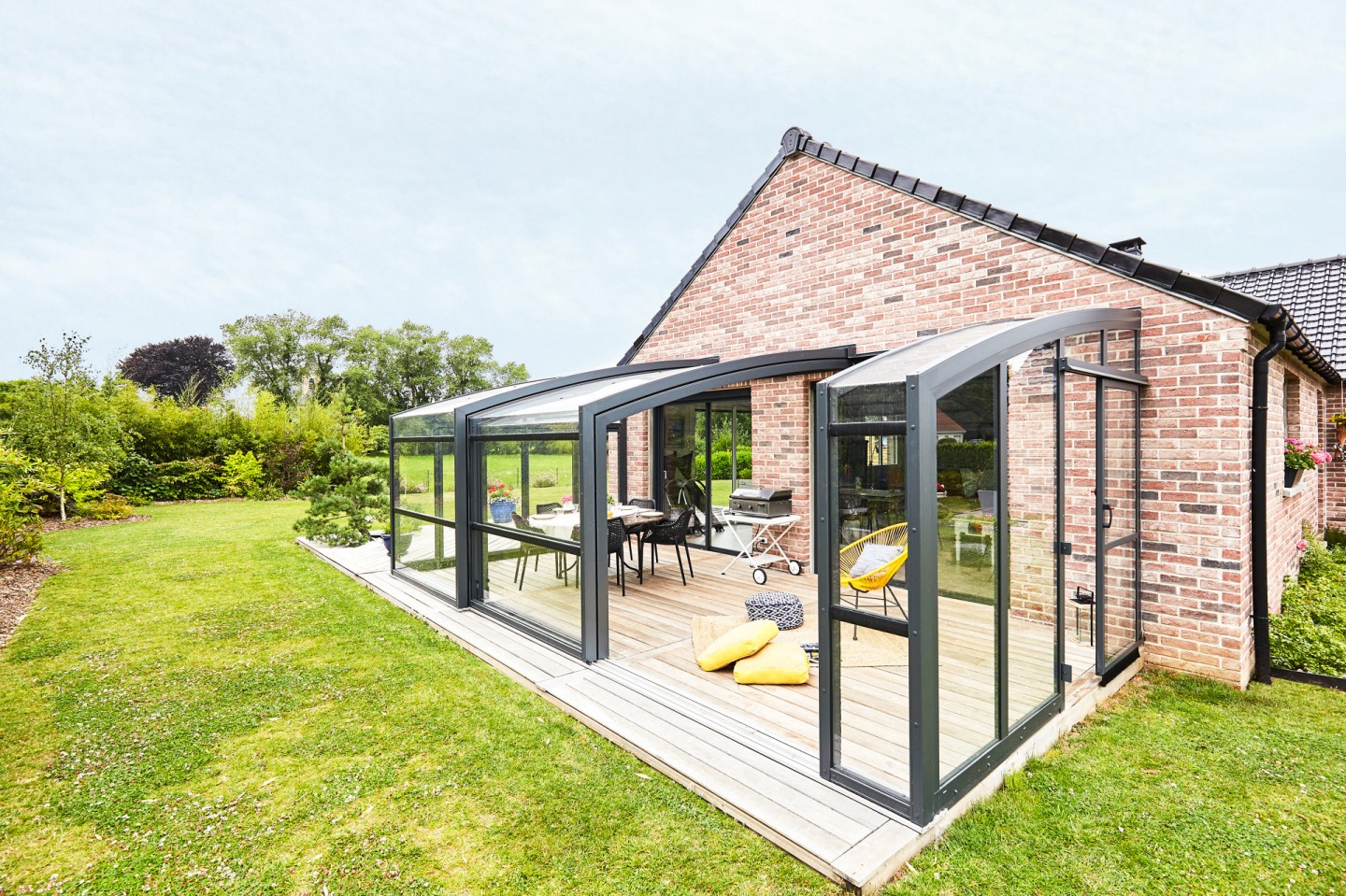 Abri de Jardin en Bois avec Terrasse Couverte de 7,21m² avec membrane de  toit - 278 x 586 x 237 cm