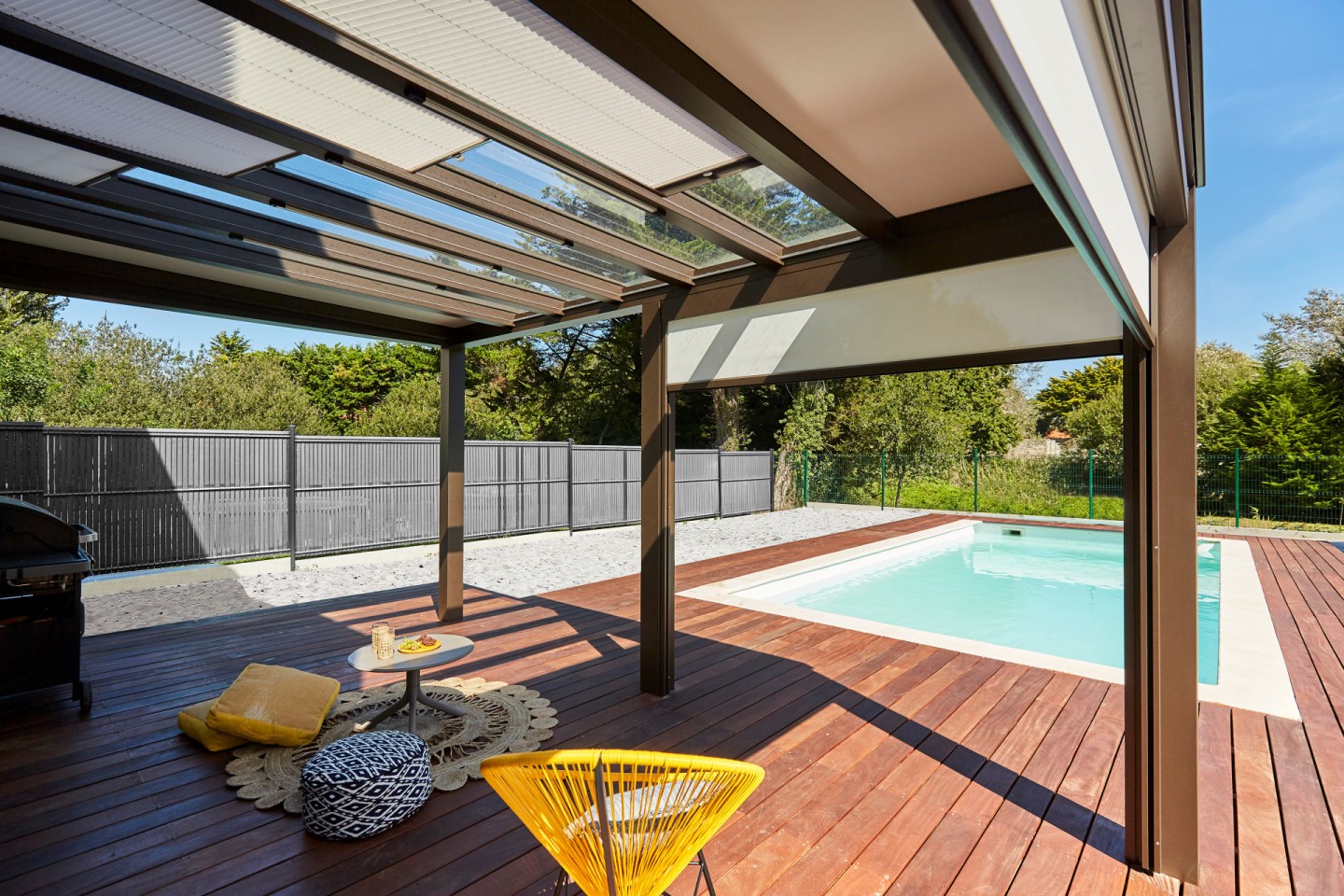 Les pergolas, abritez votre terrasse pour plus de confort tout l’été