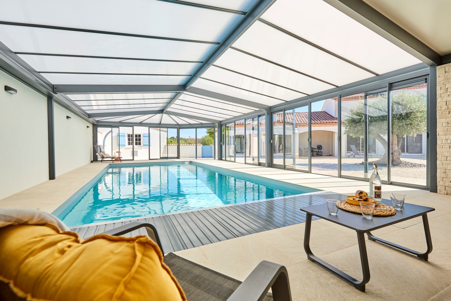 Les abris de piscine, différents styles pour différentes envies.