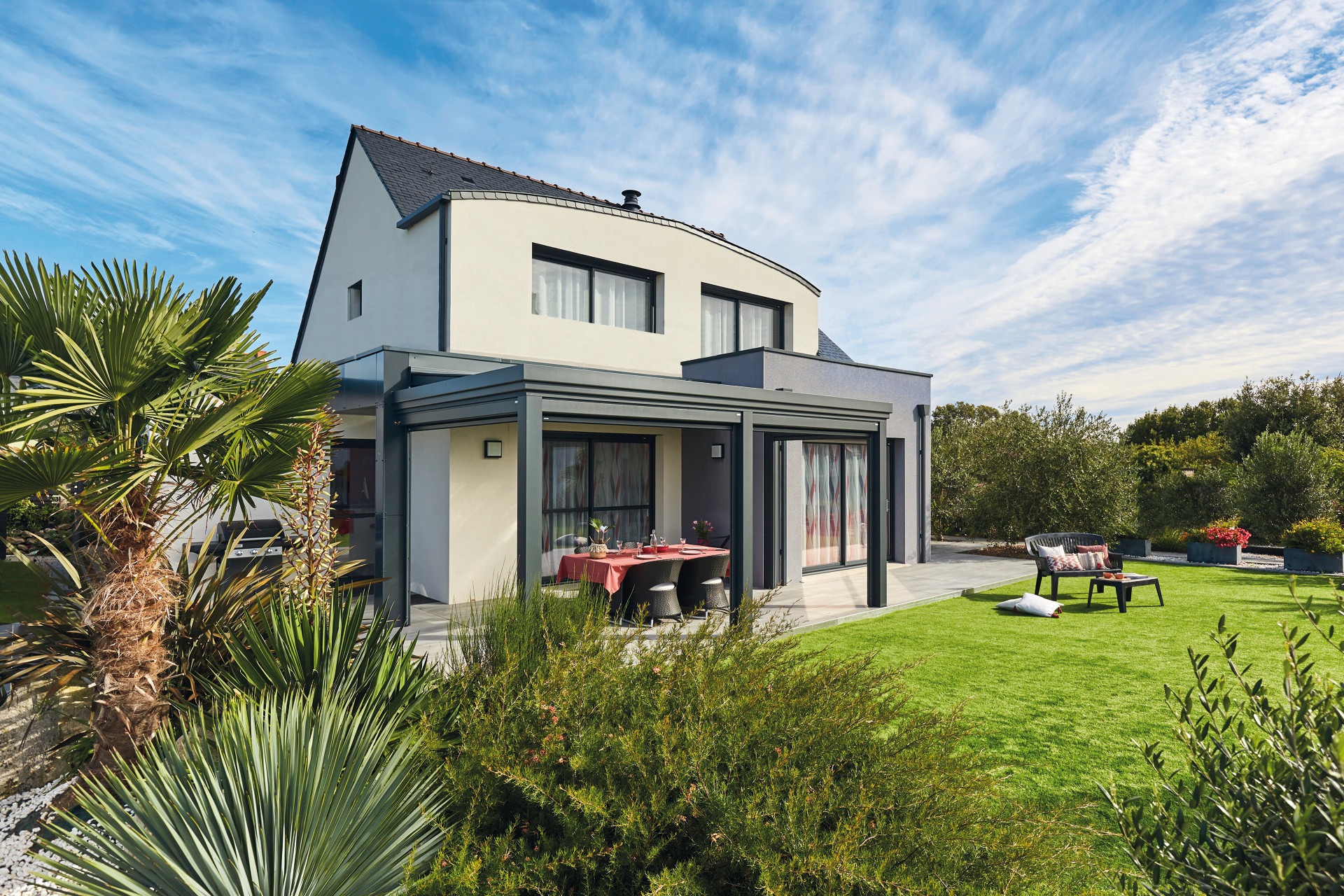 Pergola gris anthracite design et moderne