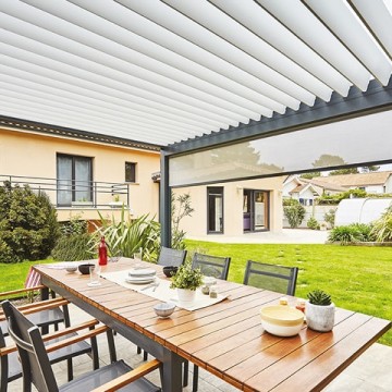 Bien choisir une pergola Bioclimatique : les 7 critères de choix