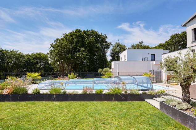 abri piscine bas téléscopique elliptik