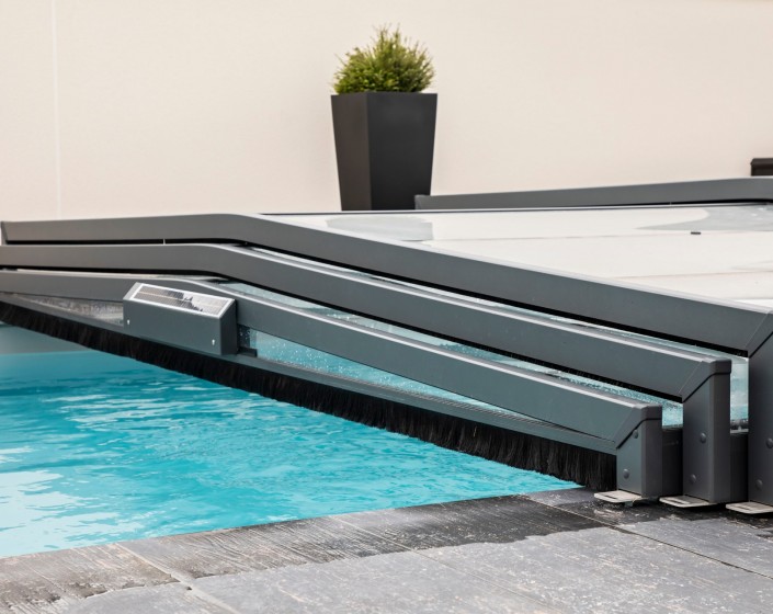 ABRI DE PISCINE TRIPTIK semi-plat