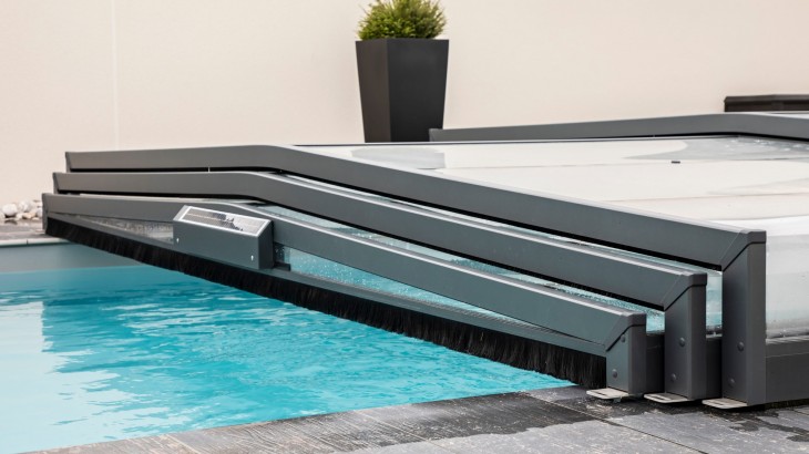 Abri de piscine Triptik Semi-Plat