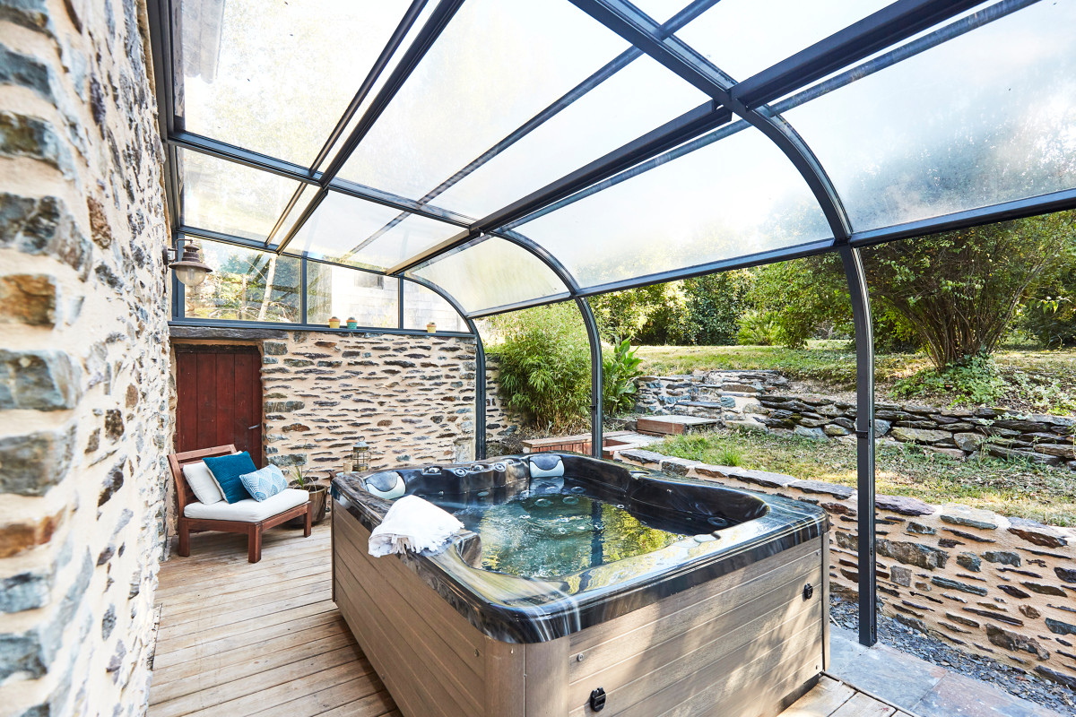 Abri de terrasse Panoramik à panneaux relevables