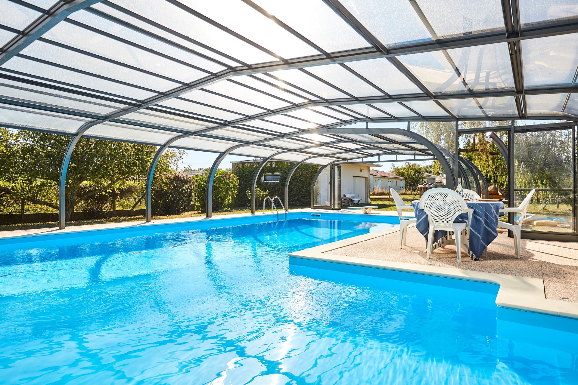 Abri de piscine aluminium