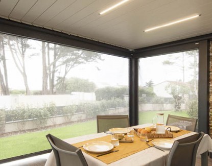 Votre pergola bioclimatique en toutes saisons