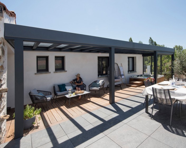 Pergola Luminov avec toiture en verre