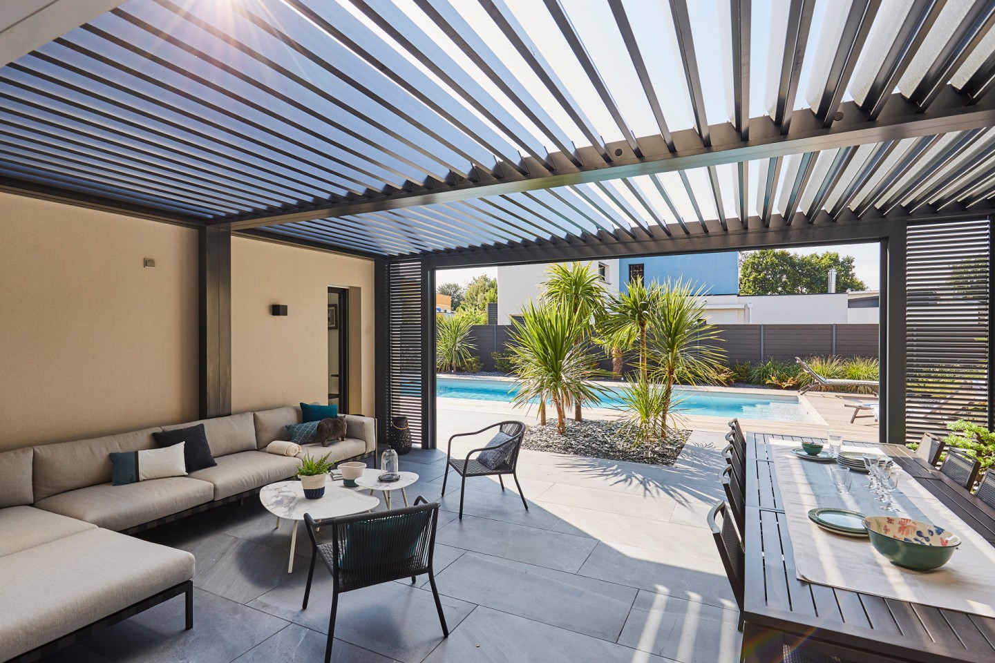 L’aluminium : un matériau idéal pour une pergola