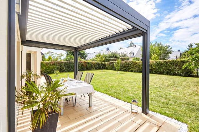 Pergola à lame orientable Gustave Rideau
