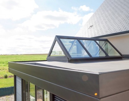 Comment entretenir la structure en aluminium de ma véranda ?