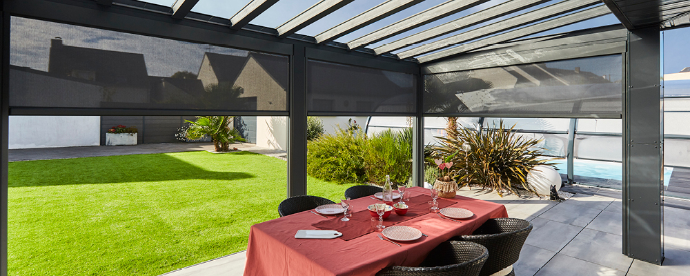 Pergola ou store banne : Quelles différences ? - Gustave Rideau