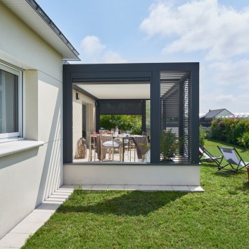 Pergola Bioclimatik à lames orientables