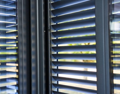 Le brise-soleil : une protection idéale pour la véranda