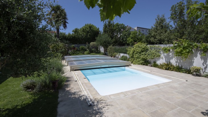 Abri de piscine Triptik Semi-Plat
