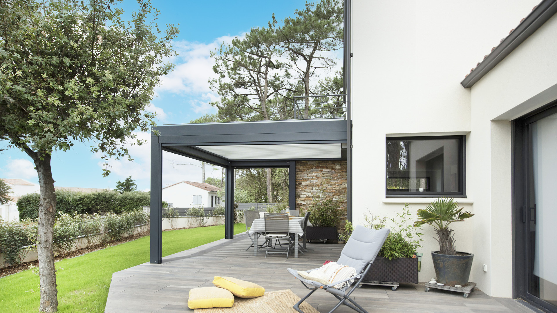 Pergola Bioclimatik à lames orientables 