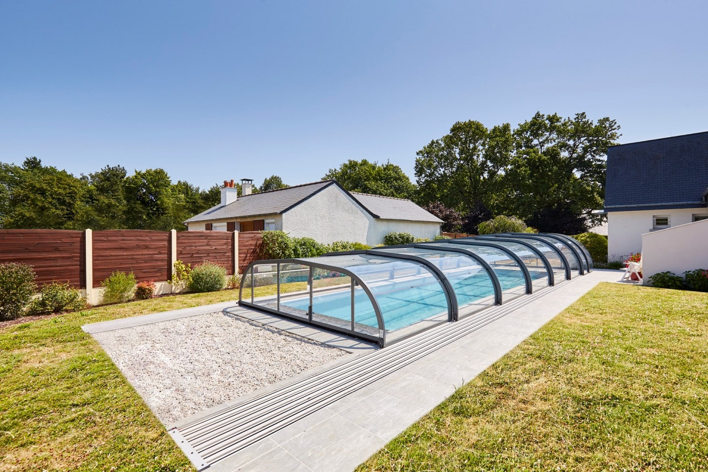 ✓ Abri piscine discount de 6x3 (Bourgogne) - L Maison Bleue