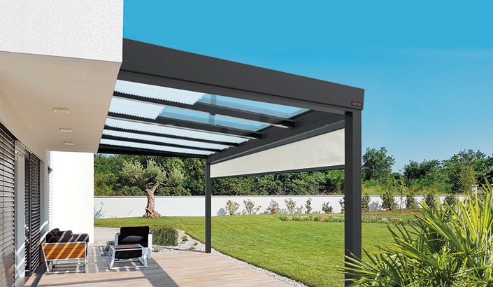 PERGOLA LUMINOV avec toiture en verre 