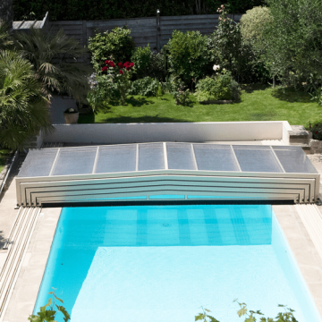 Abri de piscine Triptik Semi-Plat