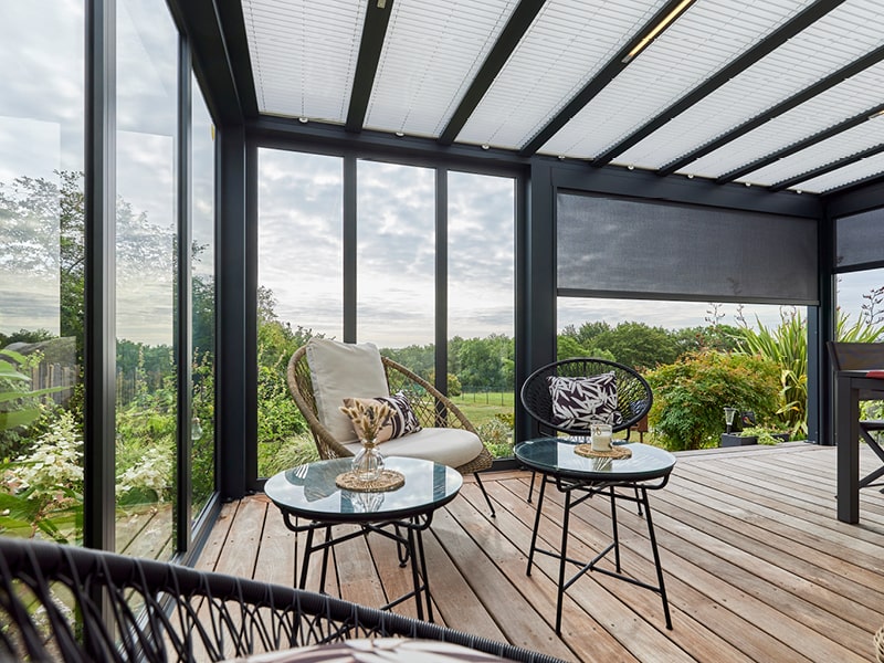 Pergola à paroi vitrée
