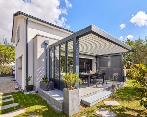 Pergola poteaux déportés