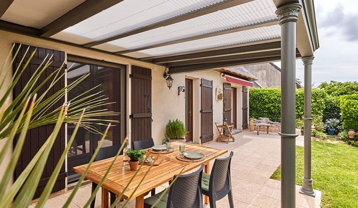 Pergola Luminov avec toiture en verre