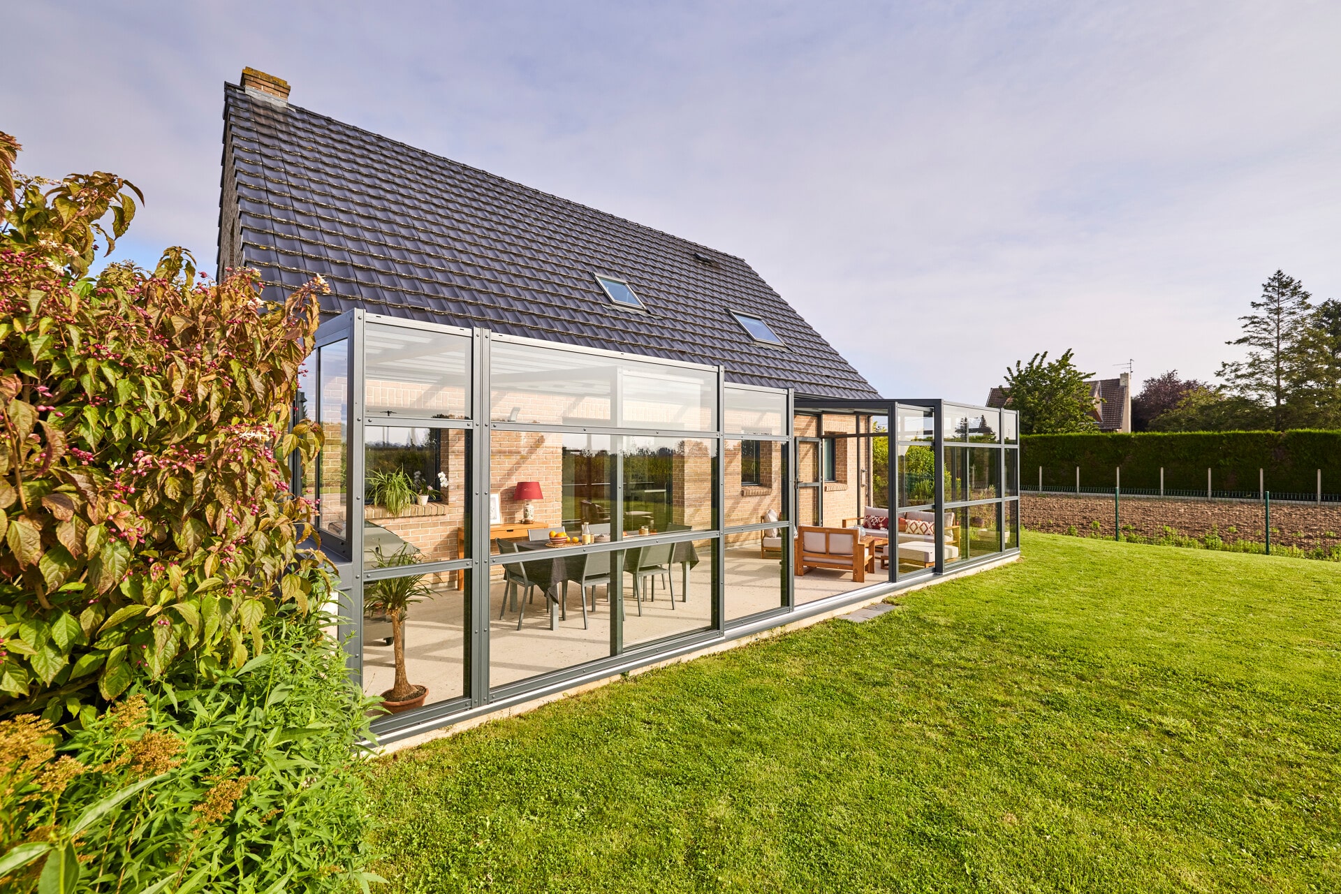 Abri de terrasse : les différents matériaux de remplissage