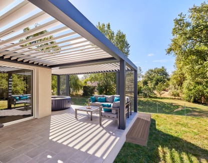 Quelles dimensions pour une grande pergola ?