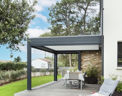 Pergola encastrée et semi-encastrée