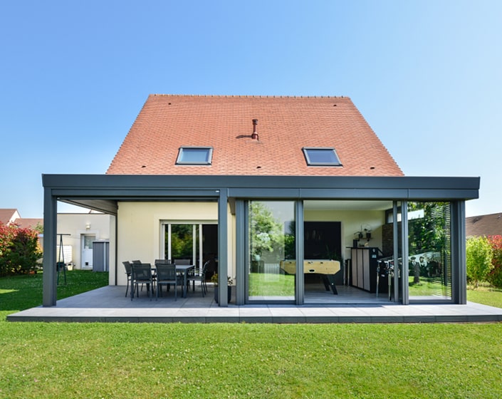 Extension Esthète Moderne + pergola vitrée