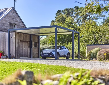 Comment couvrir le toit de son carport ? Tous nos conseils