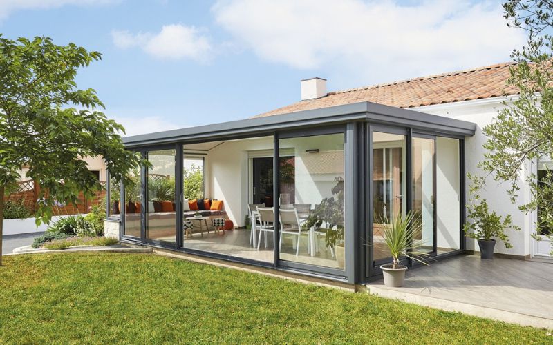 Pourquoi fait-il si chaud dans une véranda l’été ?
