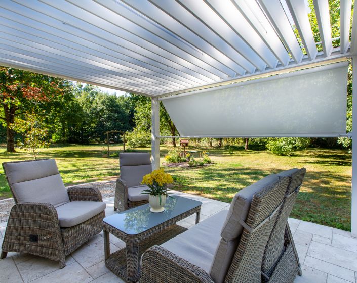 Pergola Bioclimatik à lames orientables
