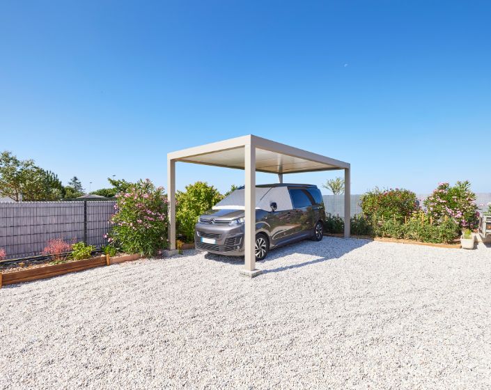 Carport van
