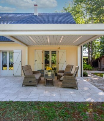 Pergola Bioclimatik à lames orientables