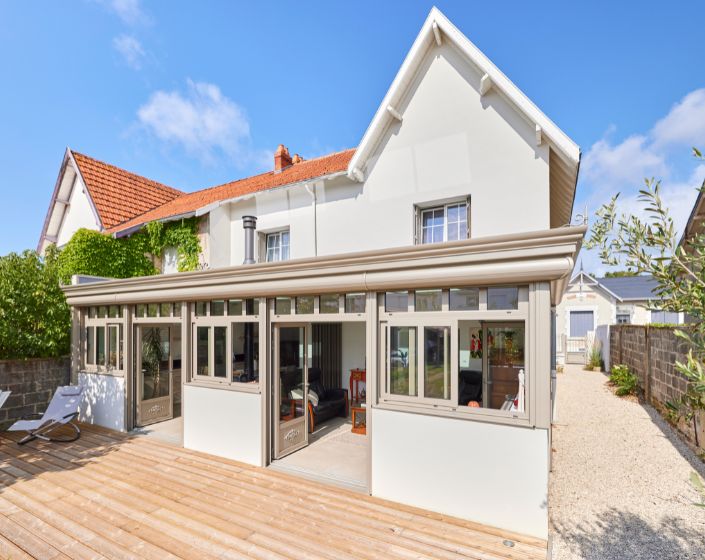 Véranda Épure Moderne