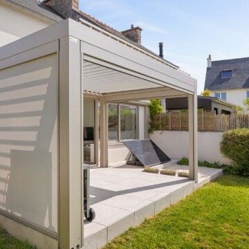 Pergola Bioclimatik à lames orientables