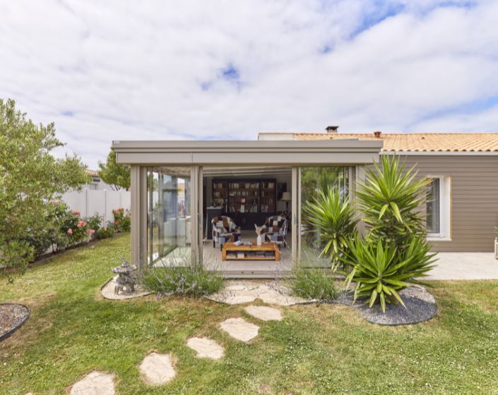 Véranda Épure Moderne