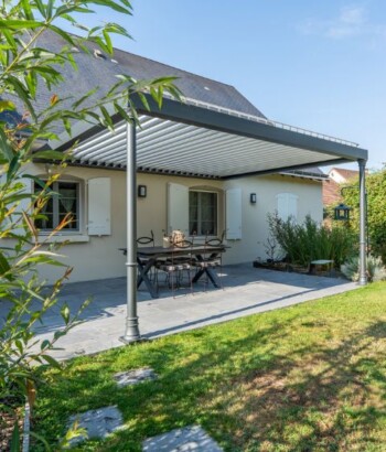 Pergola Bioclimatik à lames orientables