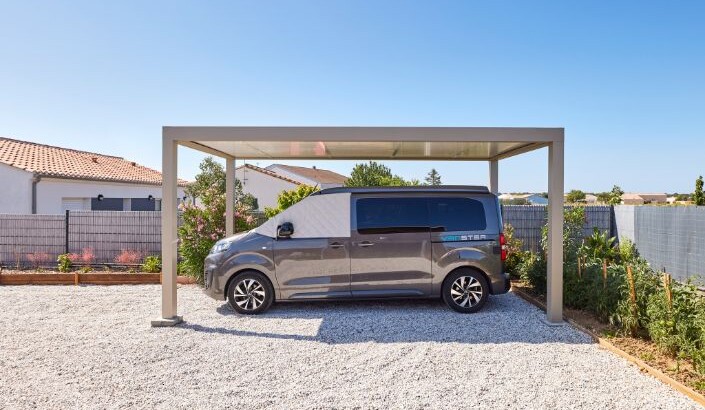 Carport van