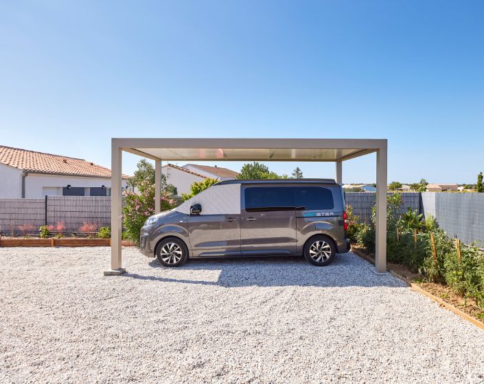 Carport van