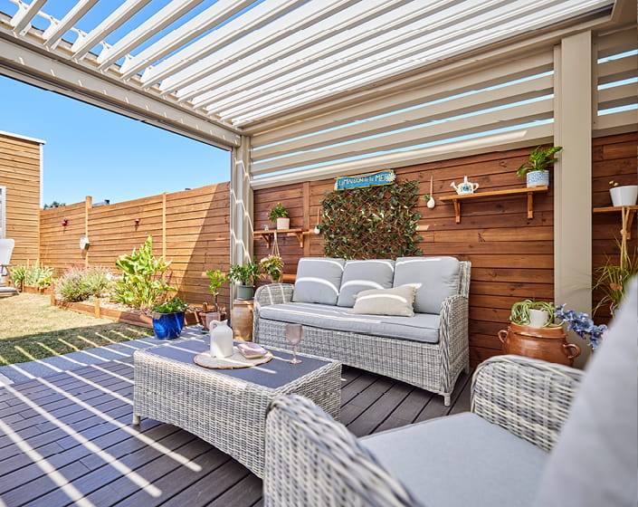 Pergola Bioclimatik à lames orientables