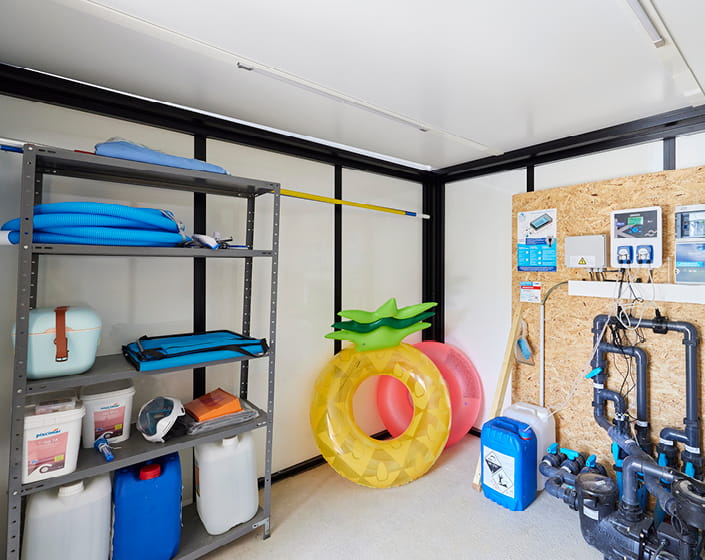 Pool House local technique