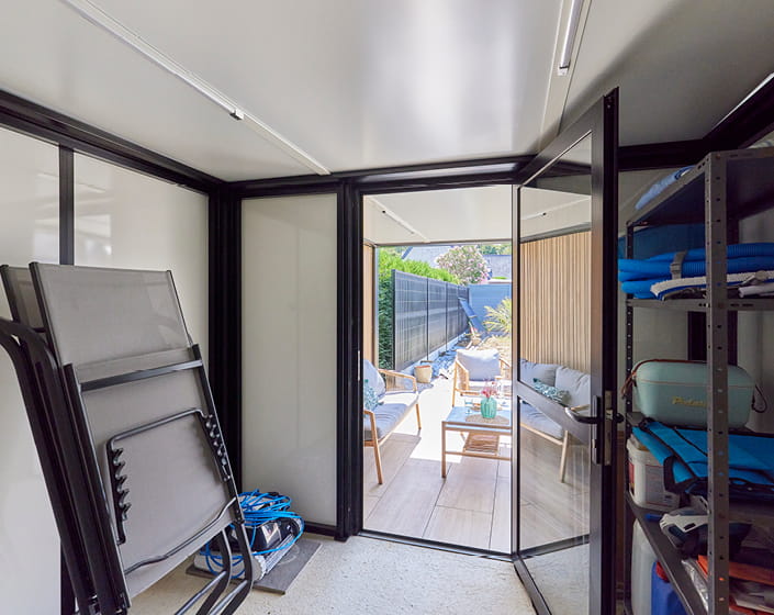 Pool House local technique